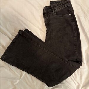 Women’s Straight Stylish Black Jeans Size great for 160cm / Small / 64A